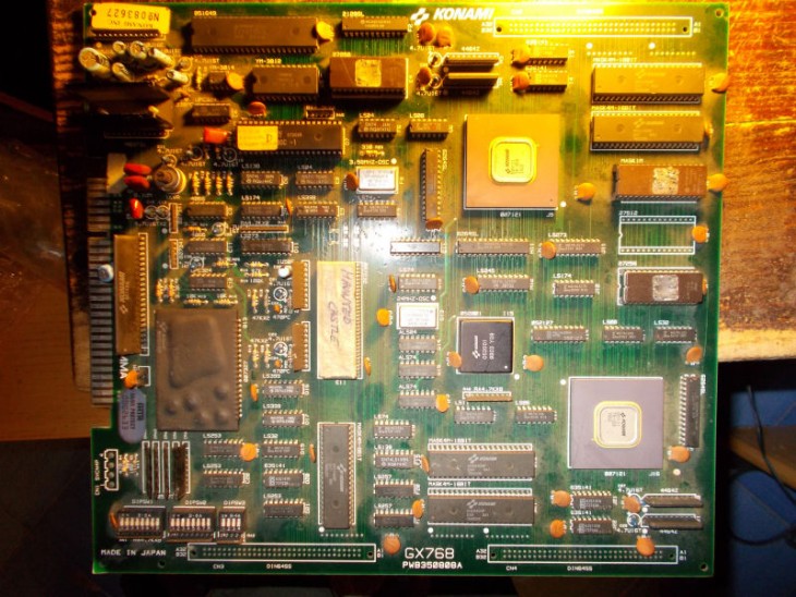 Haunted Castle Arcade PCB Jamma Konami Castlevania main image 1